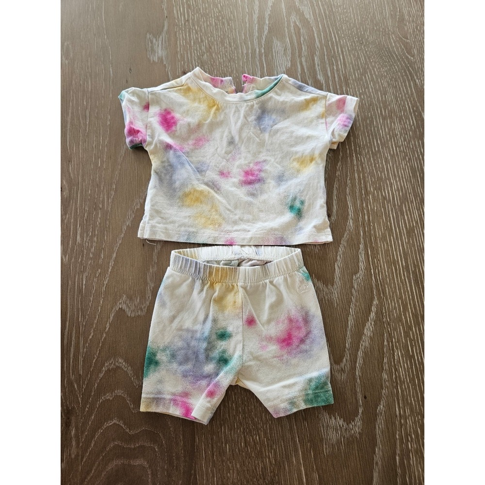 Baby gap set 0-3 mos